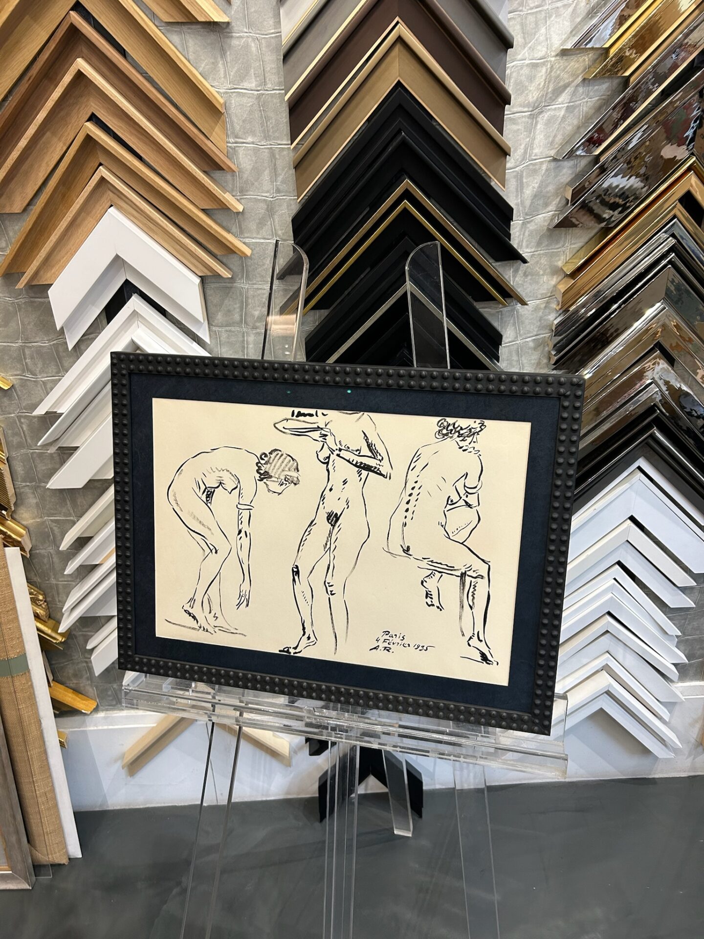 encadrement illustration femme nue